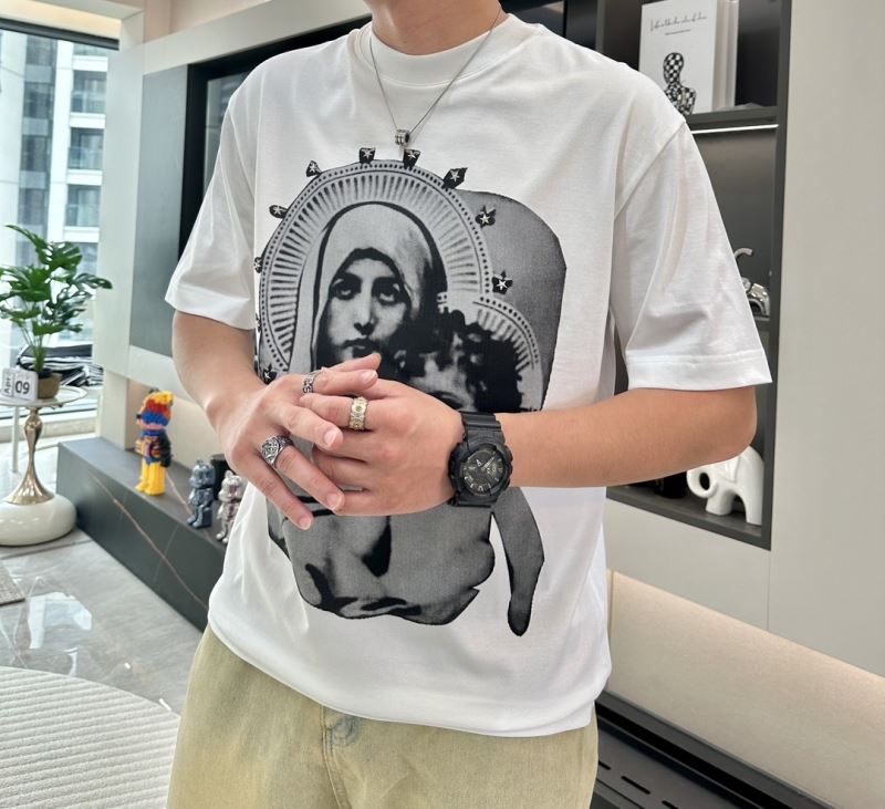 Givenchy T-Shirts